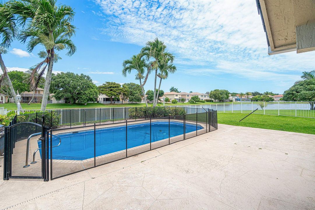 030-7366AshleyShoresCircle-LakeWorth-FL-