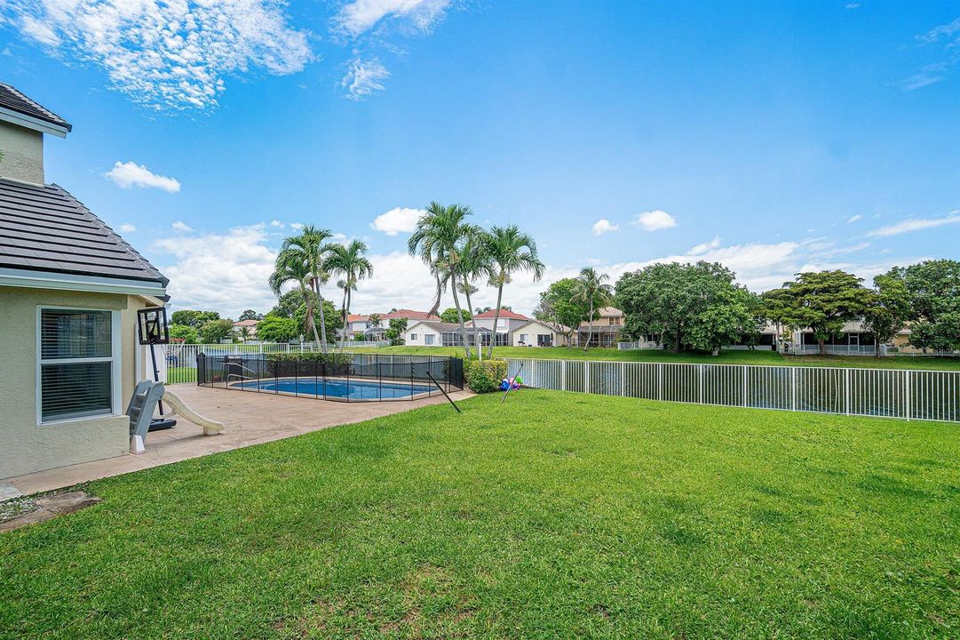 032-7366AshleyShoresCircle-LakeWorth-FL-