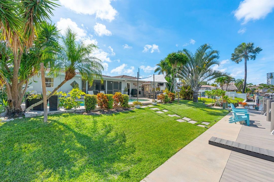 41-web-or-mls-240 SE 2nd Ave, Pompano Be