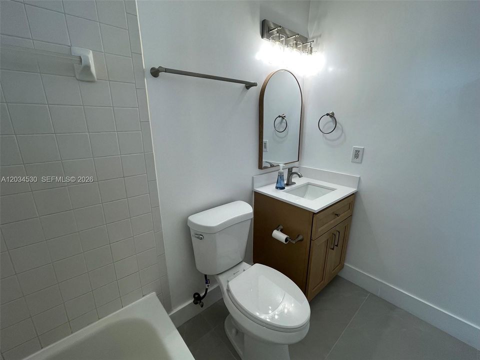 For Rent: $3,325 (3 beds, 2 baths, 1281 Square Feet)