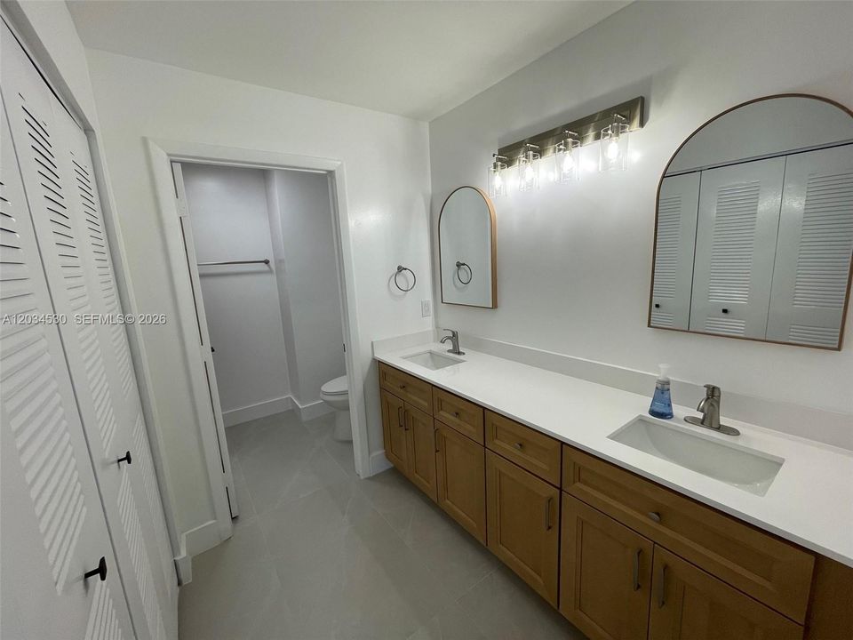 For Rent: $3,325 (3 beds, 2 baths, 1281 Square Feet)