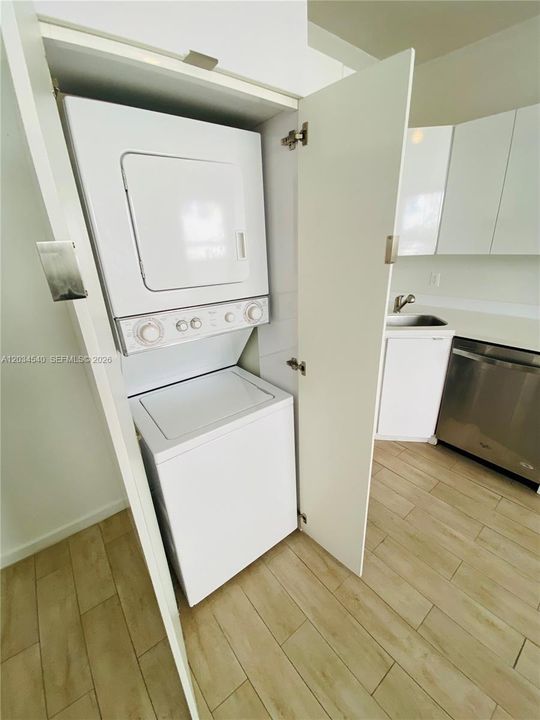 В аренду: $2,800 (2 спален, 2 ванн, 750 Квадратных фут)