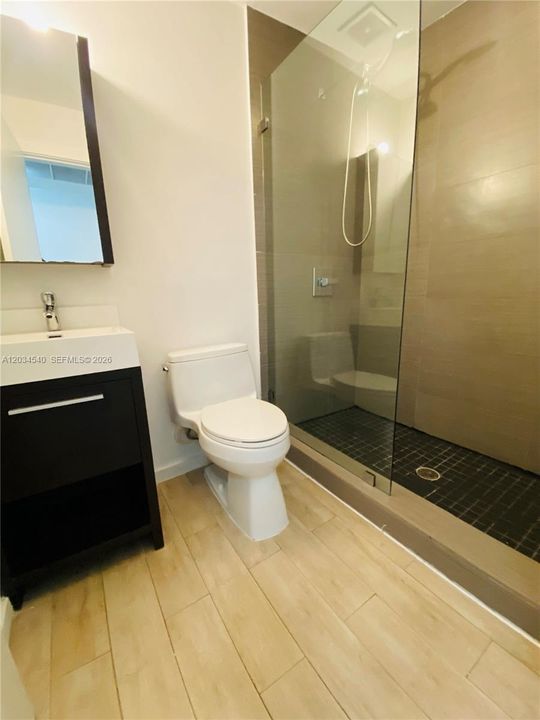 В аренду: $2,800 (2 спален, 2 ванн, 750 Квадратных фут)