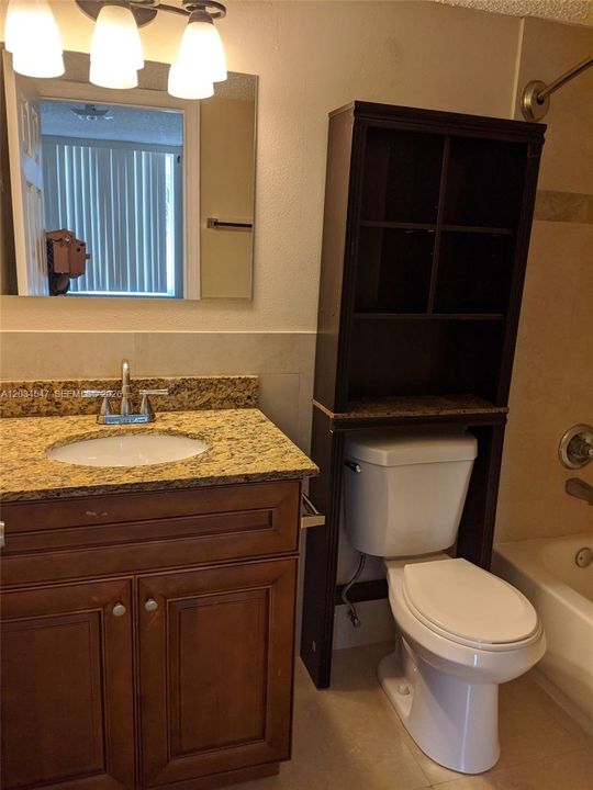 For Rent: $2,300 (3 beds, 2 baths, 1170 Square Feet)