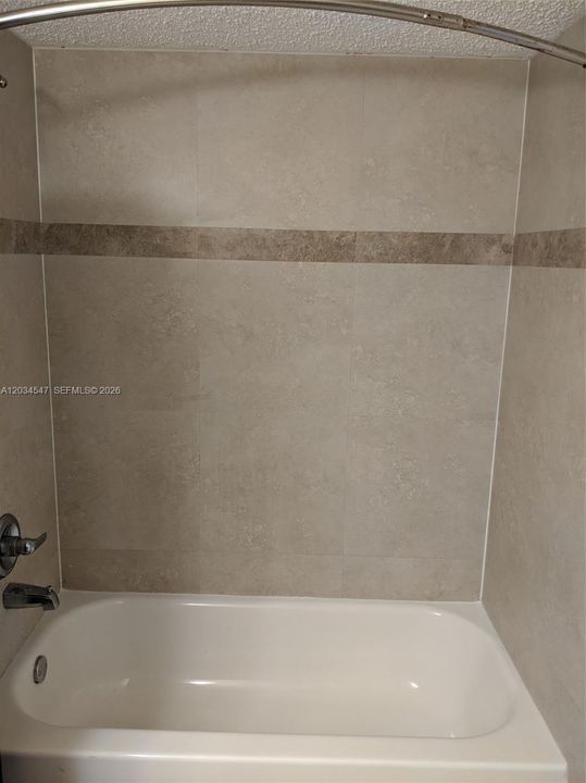 For Rent: $2,300 (3 beds, 2 baths, 1170 Square Feet)