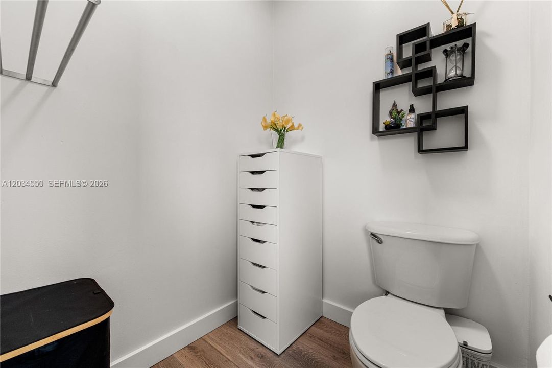 For Sale: $1,225,000 (4 beds, 3 baths, 2588 Square Feet)