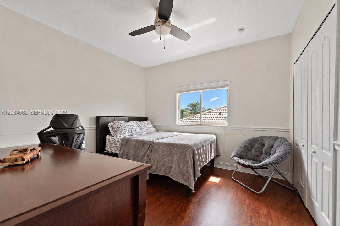 For Sale: $929,900 (4 beds, 2 baths, 2703 Square Feet)