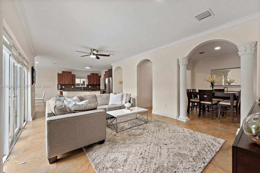 For Sale: $929,900 (4 beds, 2 baths, 2703 Square Feet)