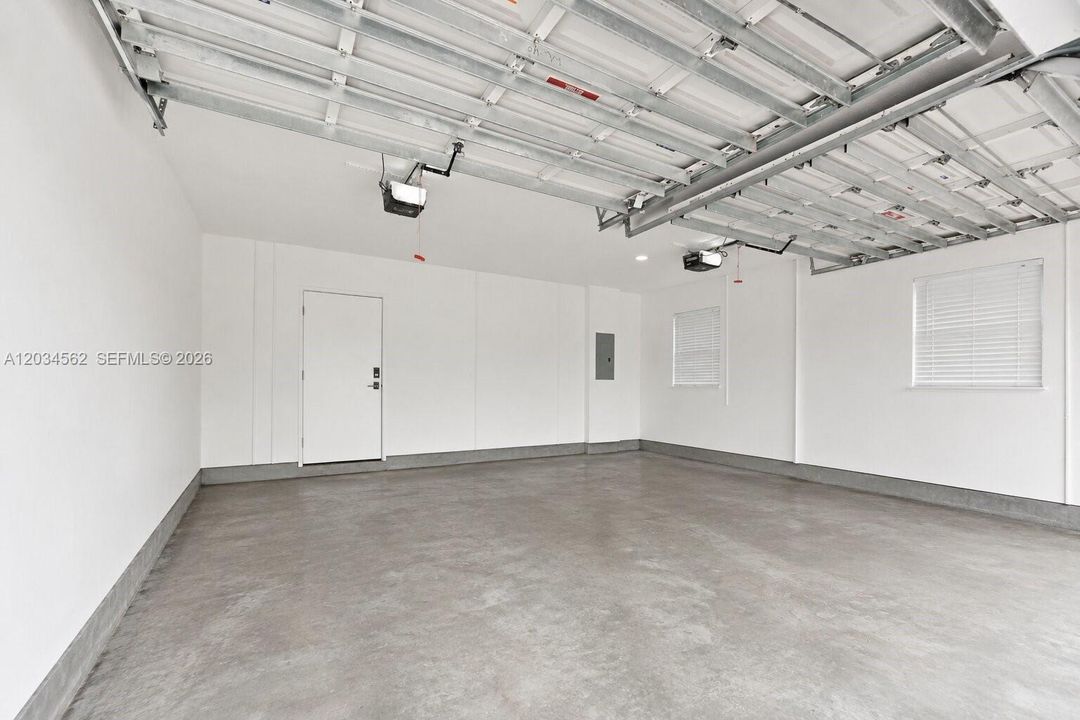 For Sale: $929,900 (4 beds, 2 baths, 2703 Square Feet)