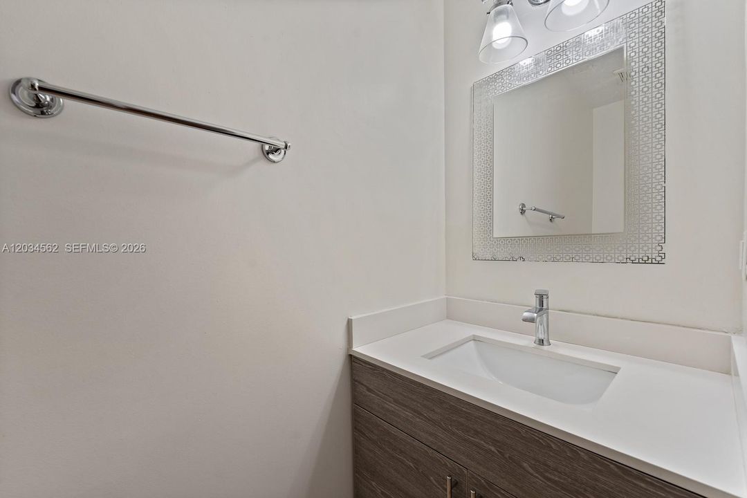 For Sale: $929,900 (4 beds, 2 baths, 2703 Square Feet)