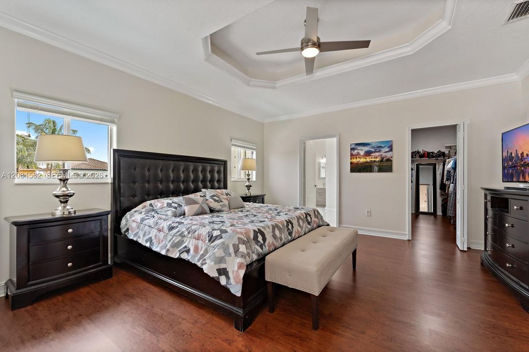 For Sale: $929,900 (4 beds, 2 baths, 2703 Square Feet)