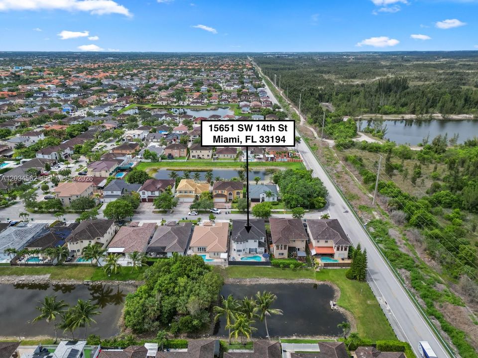 For Sale: $929,900 (4 beds, 2 baths, 2703 Square Feet)