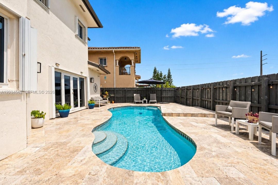 For Sale: $929,900 (4 beds, 2 baths, 2703 Square Feet)
