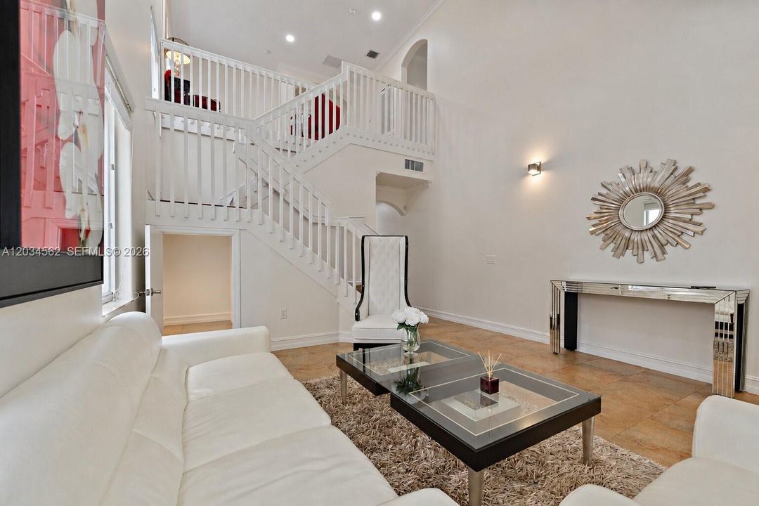 For Sale: $929,900 (4 beds, 2 baths, 2703 Square Feet)