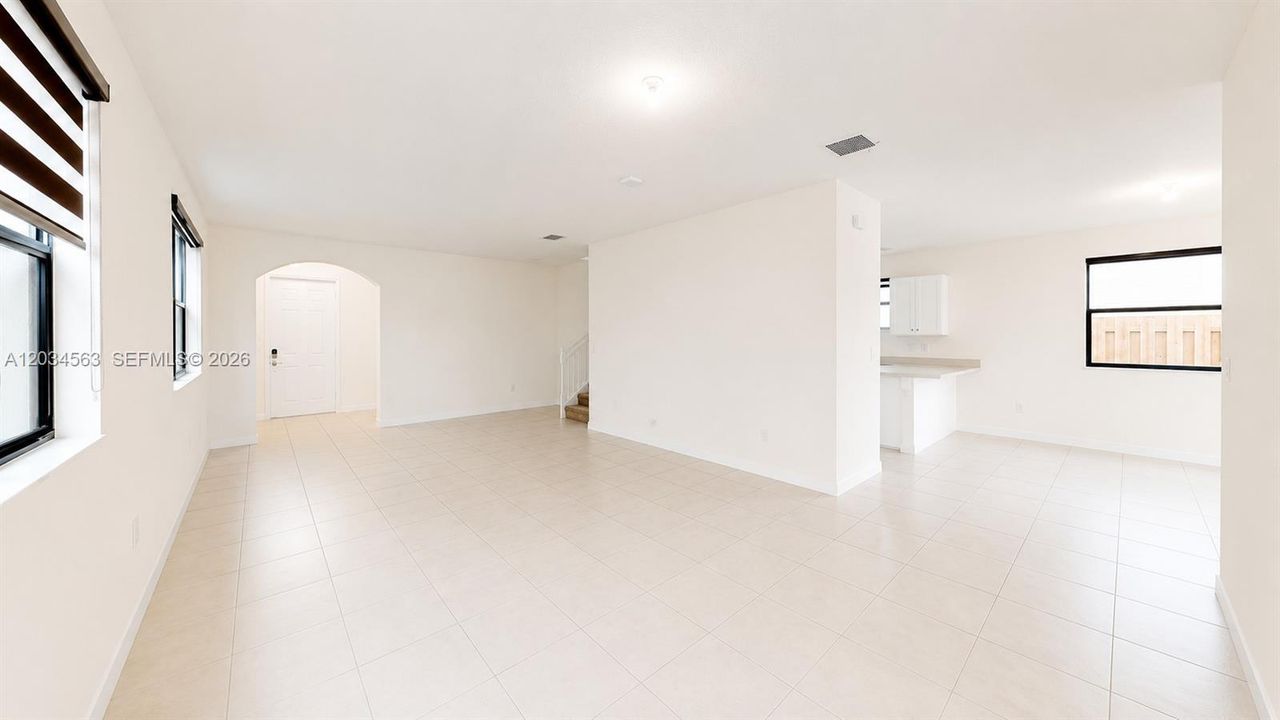 En Renta: $4,000 (5 camas, 3 baños, 2894 Pies cuadrados)