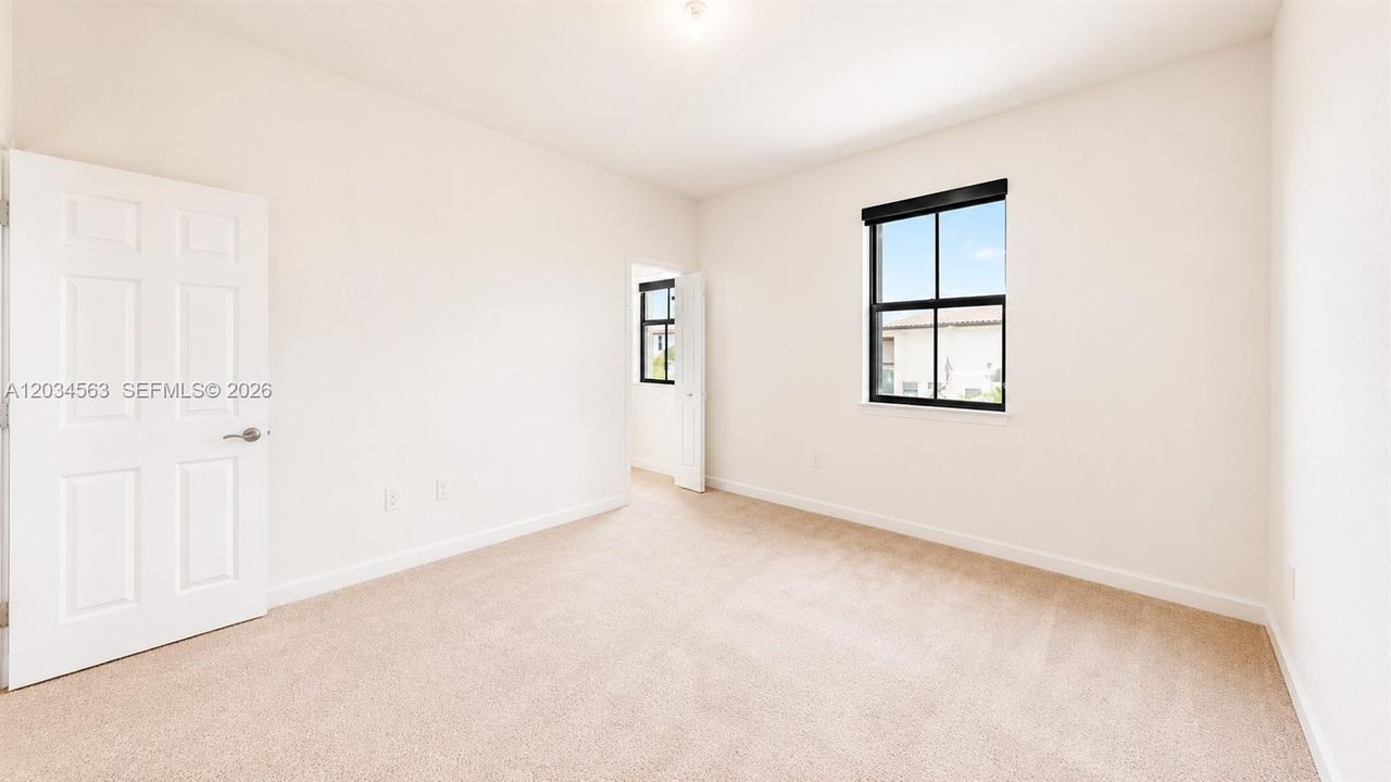 En Renta: $4,000 (5 camas, 3 baños, 2894 Pies cuadrados)