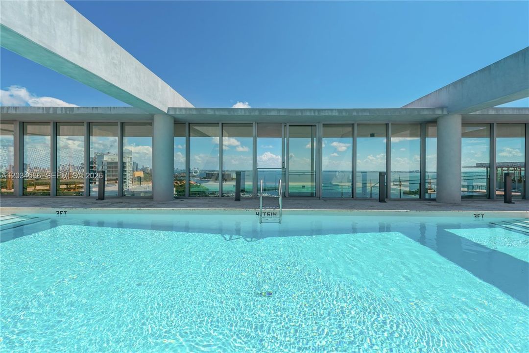 For Sale: $9,390,000 (6 beds, 6 baths, 5332 Square Feet)