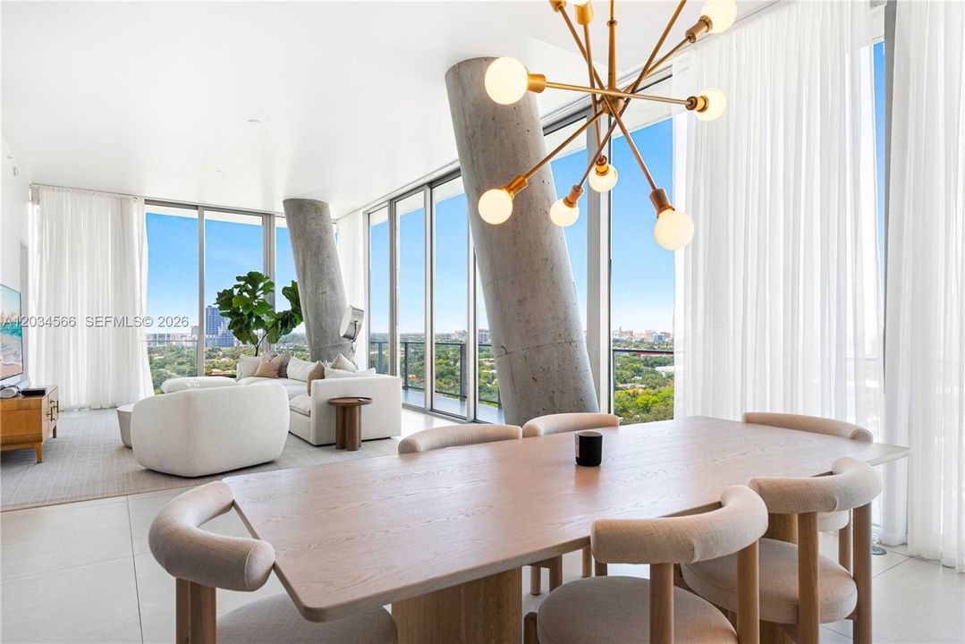 For Sale: $9,390,000 (6 beds, 6 baths, 5332 Square Feet)
