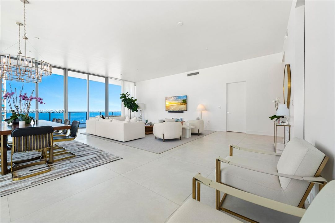 For Sale: $9,390,000 (6 beds, 6 baths, 5332 Square Feet)