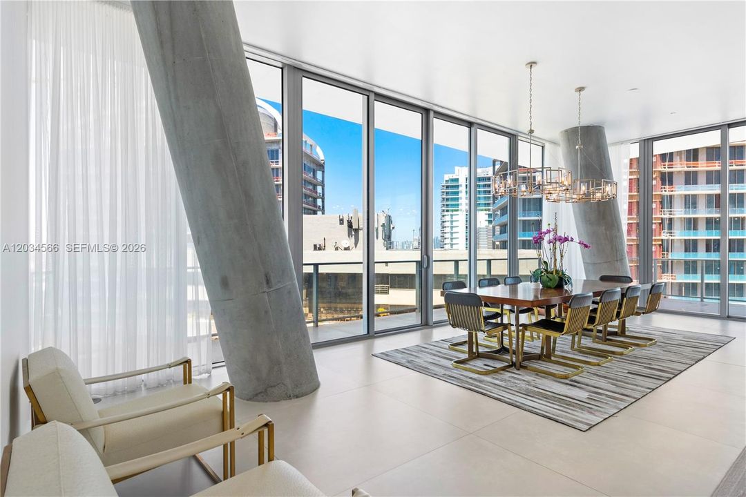 For Sale: $9,390,000 (6 beds, 6 baths, 5332 Square Feet)