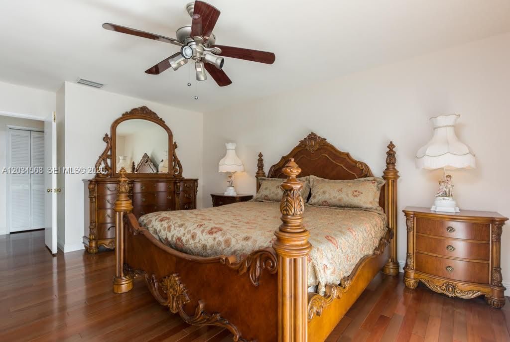For Rent: $10,900 (4 beds, 3 baths, 2800 Square Feet)