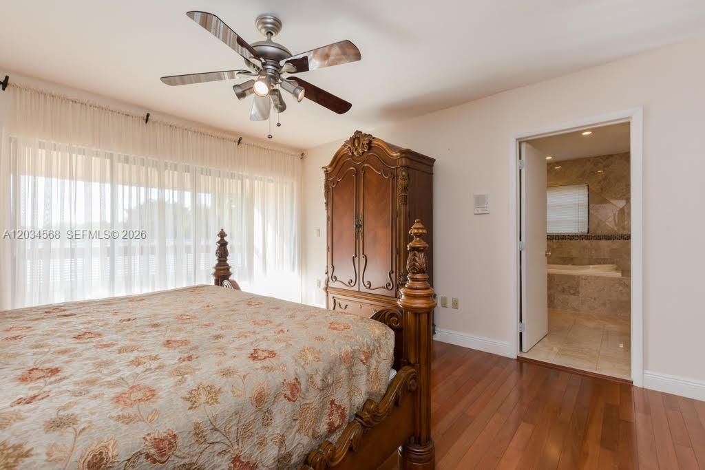 For Rent: $10,900 (4 beds, 3 baths, 2800 Square Feet)