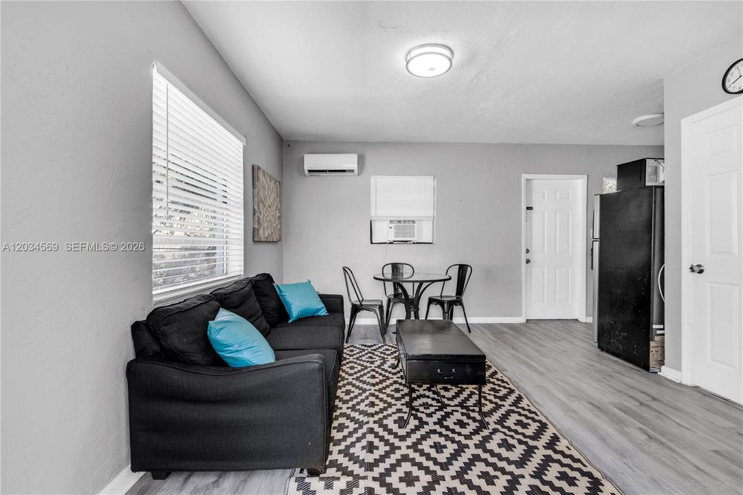 For Sale: $750,000 (0 beds, 0 baths, 1274 Square Feet)