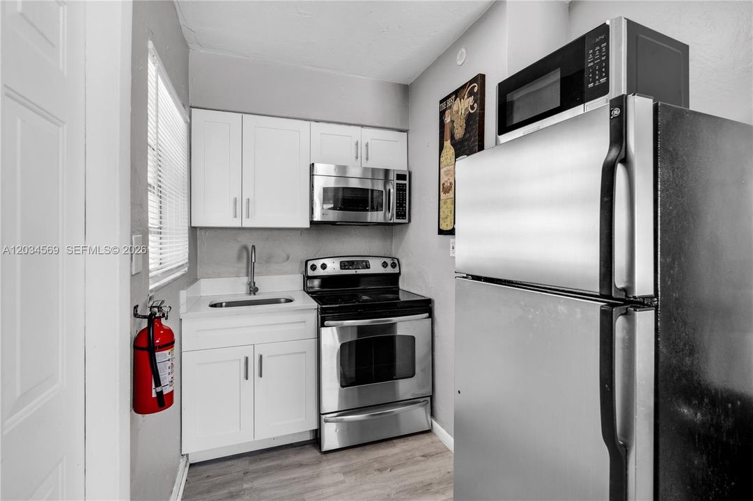 For Sale: $750,000 (0 beds, 0 baths, 1274 Square Feet)
