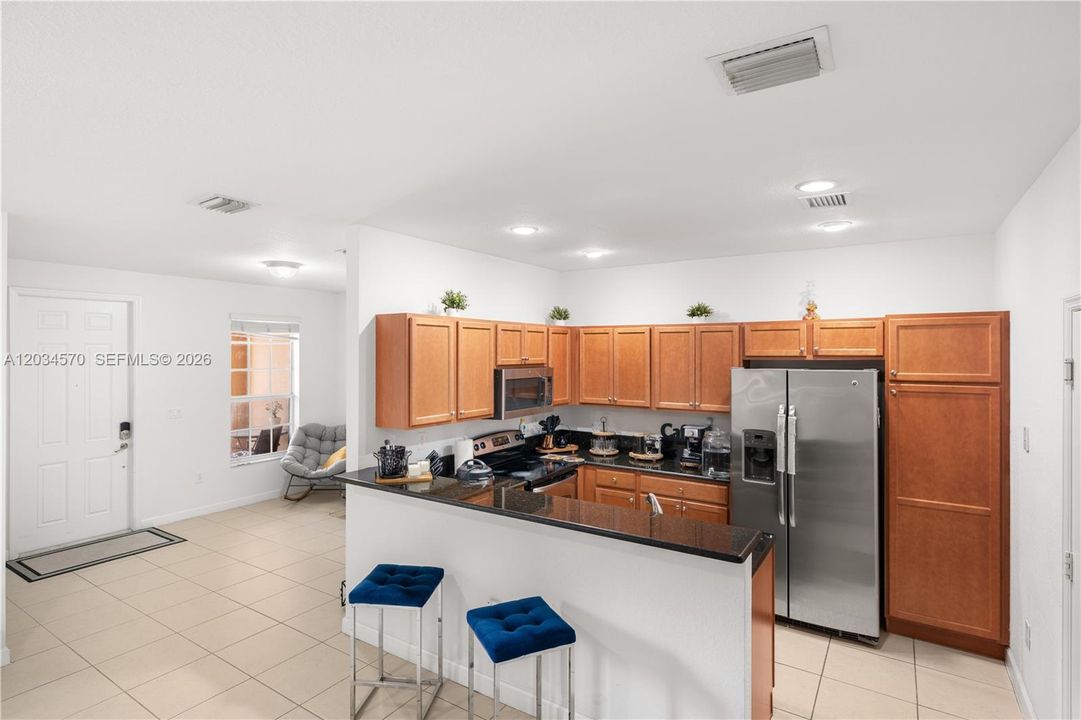 For Sale: $525,000 (4 beds, 2 baths, 1876 Square Feet)