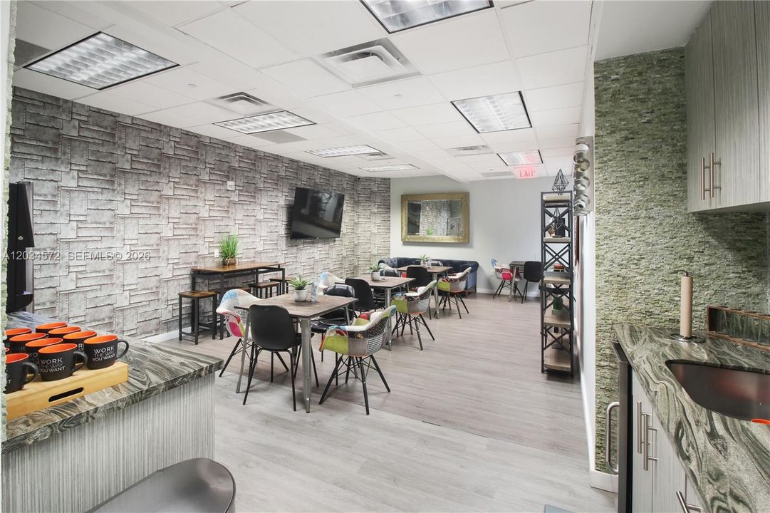 For Rent: $1,900 (0 beds, 0 baths, 0 Square Feet)