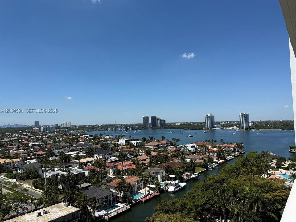 For Rent: $6,000 (2 beds, 2 baths, 1560 Square Feet)