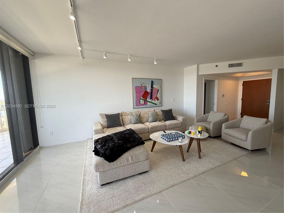 For Rent: $6,000 (2 beds, 2 baths, 1560 Square Feet)