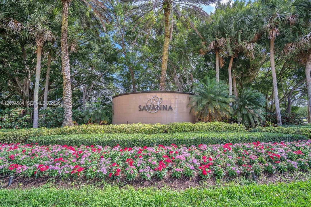 For Sale: $1,295,000 (4 beds, 2 baths, 2550 Square Feet)