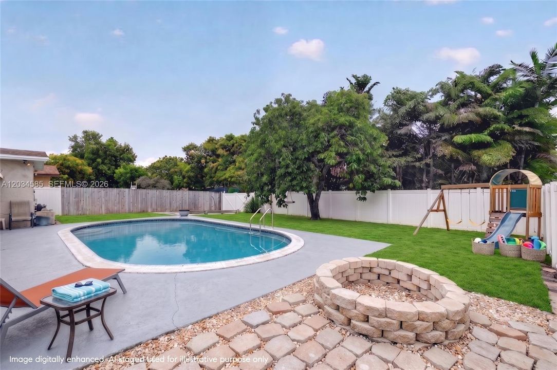 For Sale: $600,000 (4 beds, 2 baths, 1970 Square Feet)