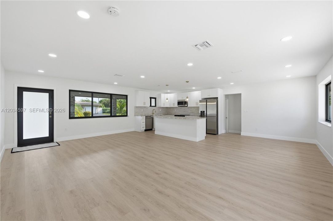 For Sale: $949,900 (3 beds, 2 baths, 1448 Square Feet)