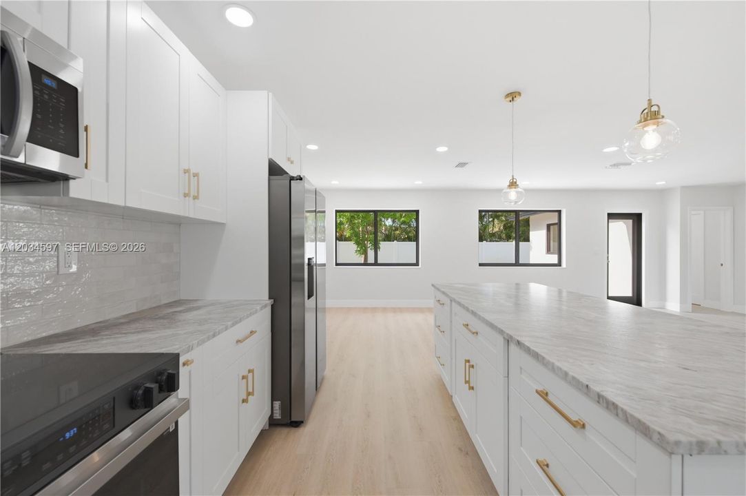 For Sale: $949,900 (3 beds, 2 baths, 1448 Square Feet)