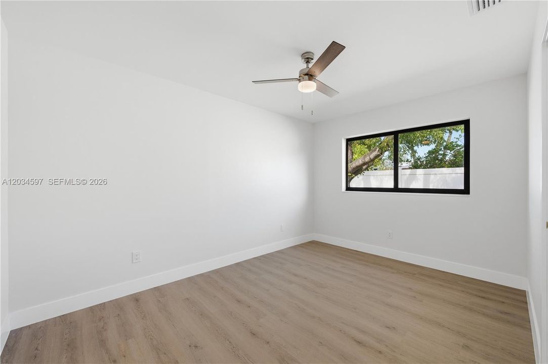 For Sale: $949,900 (3 beds, 2 baths, 1448 Square Feet)