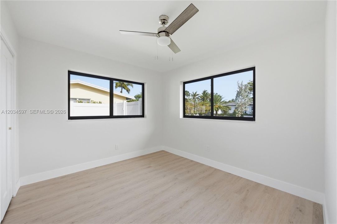 For Sale: $949,900 (3 beds, 2 baths, 1448 Square Feet)