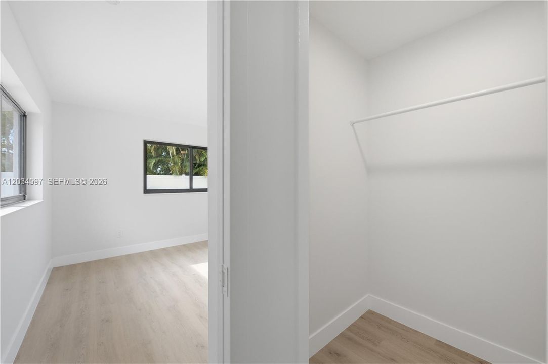 For Sale: $949,900 (3 beds, 2 baths, 1448 Square Feet)