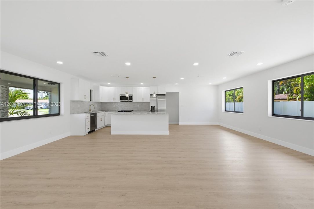 For Sale: $949,900 (3 beds, 2 baths, 1448 Square Feet)