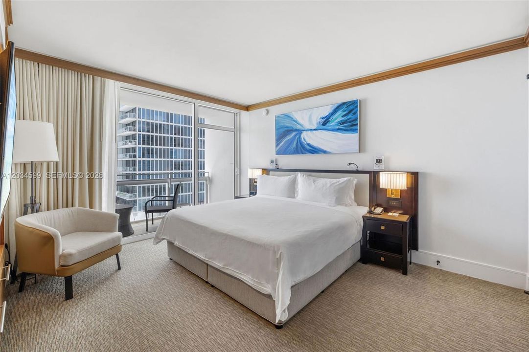 For Rent: $6,000 (1 beds, 1 baths, 662 Square Feet)