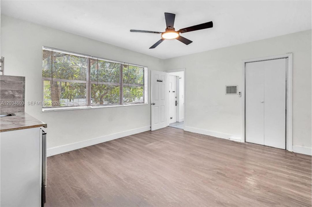 For Rent: $1,475 (0 beds, 1 baths, 500 Square Feet)
