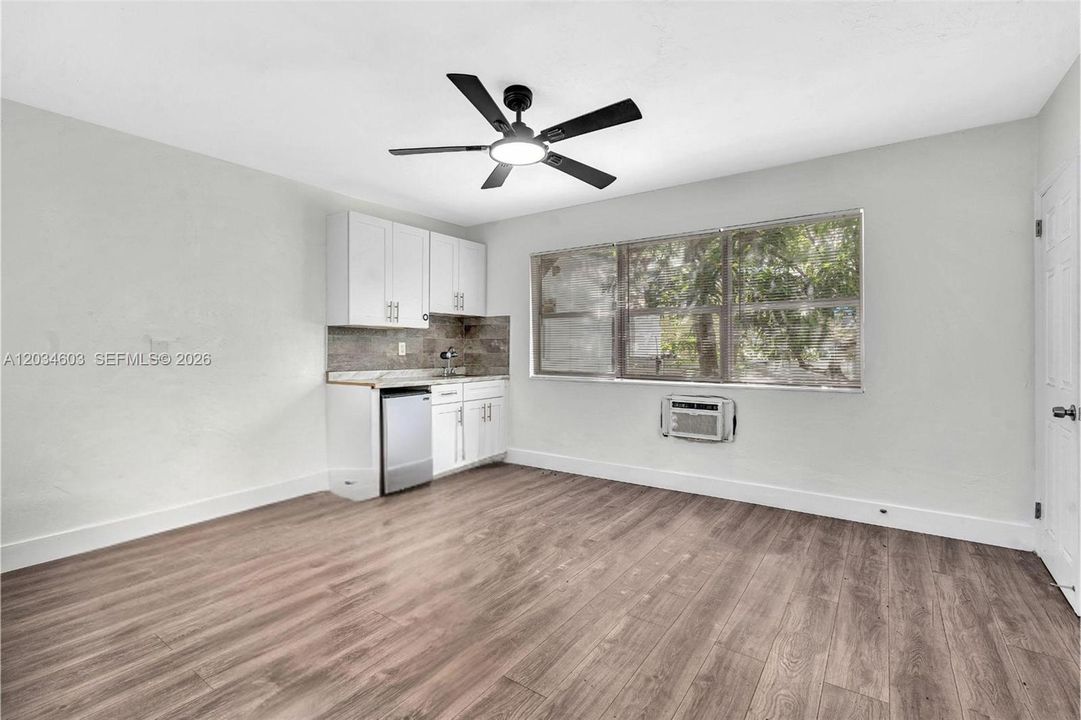 For Rent: $1,475 (0 beds, 1 baths, 500 Square Feet)