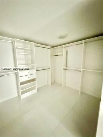 В аренду: $5,100 (2 спален, 3 ванн, 1553 Квадратных фут)