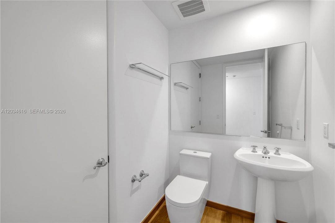 For Rent: $19,000 (2 beds, 2 baths, 1757 Square Feet)