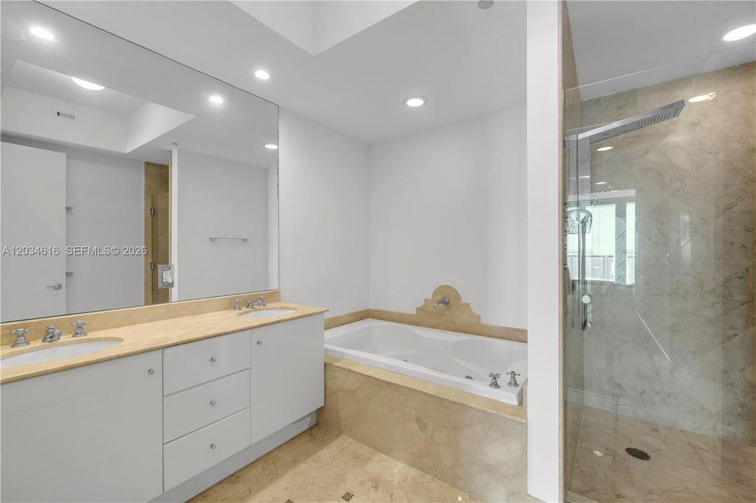 For Rent: $19,000 (2 beds, 2 baths, 1757 Square Feet)