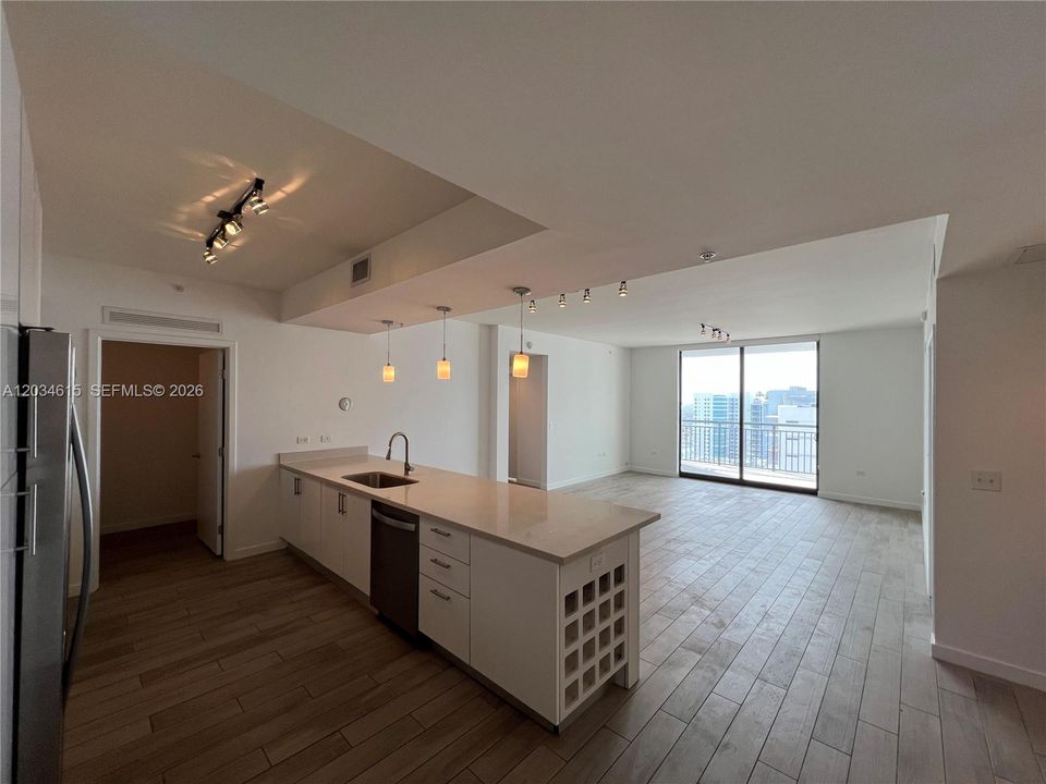 En Venta: $740,000 (2 camas, 2 baños, 1274 Pies cuadrados)