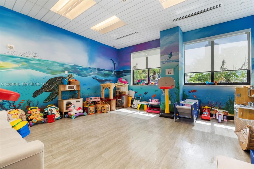 En Venta: $740,000 (2 camas, 2 baños, 1274 Pies cuadrados)