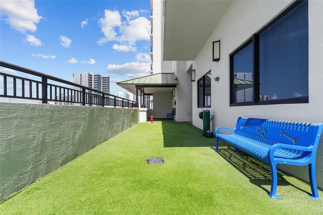 En Venta: $740,000 (2 camas, 2 baños, 1274 Pies cuadrados)