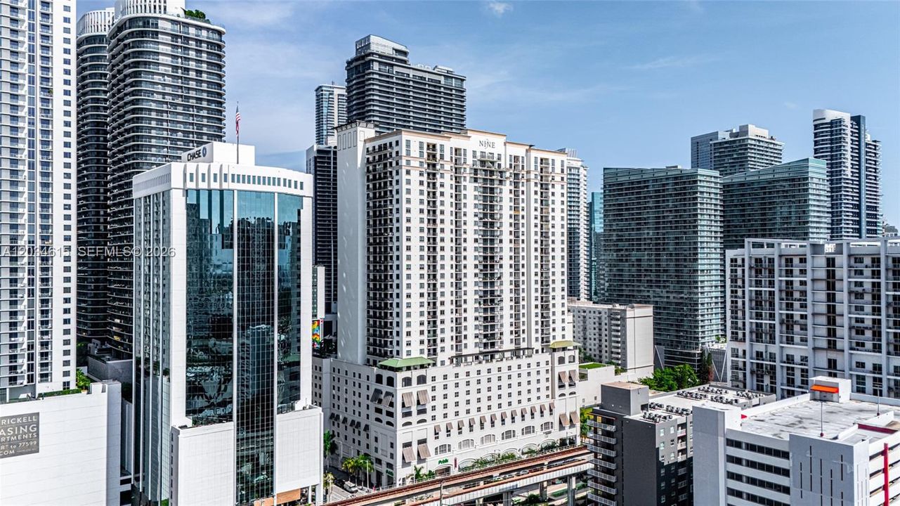 En Venta: $740,000 (2 camas, 2 baños, 1274 Pies cuadrados)